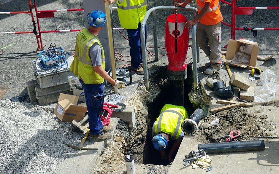 tuyau déboucheur canalisation Paris 20
